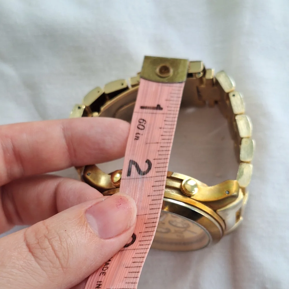 Gold tone Men's Watch